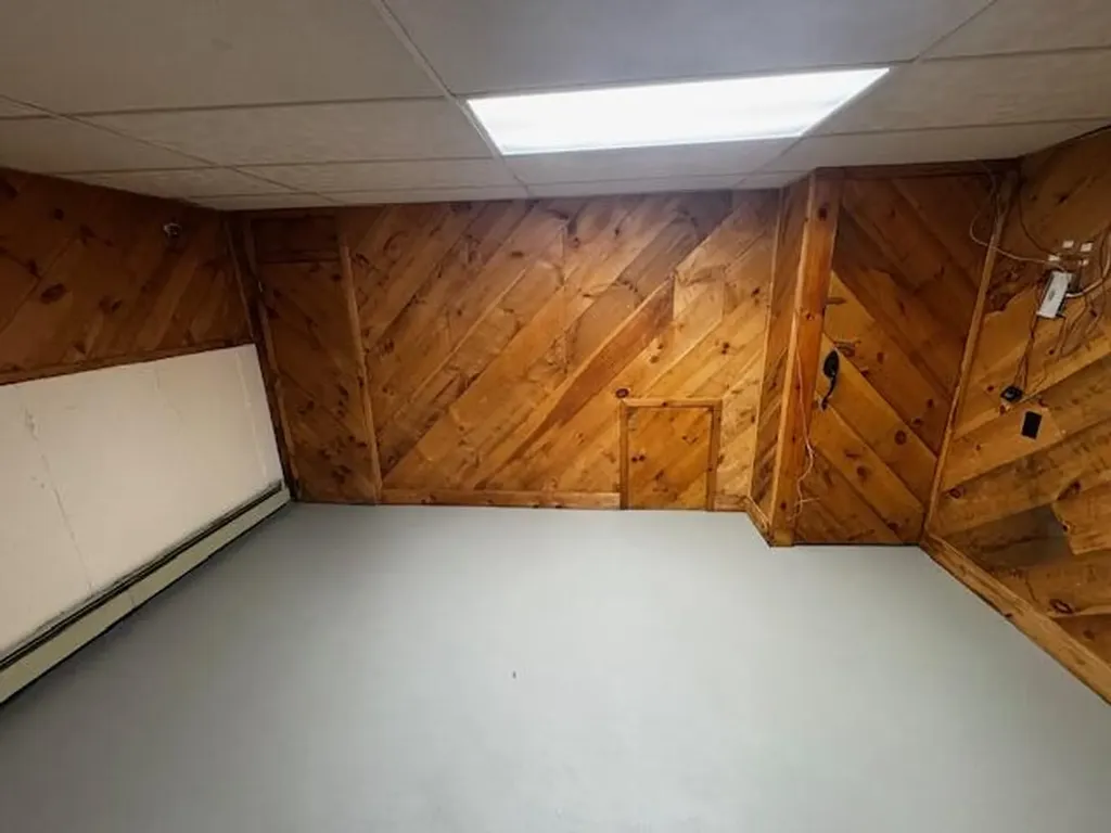 14 Island Avenue Skowhegan ME 04976
