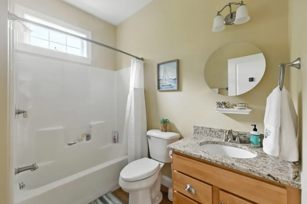 12 Sunrise Lane Arundel ME 04046