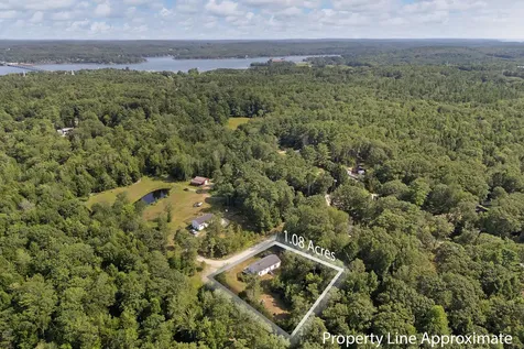 12 Micmac Drive Wiscasset ME 04578