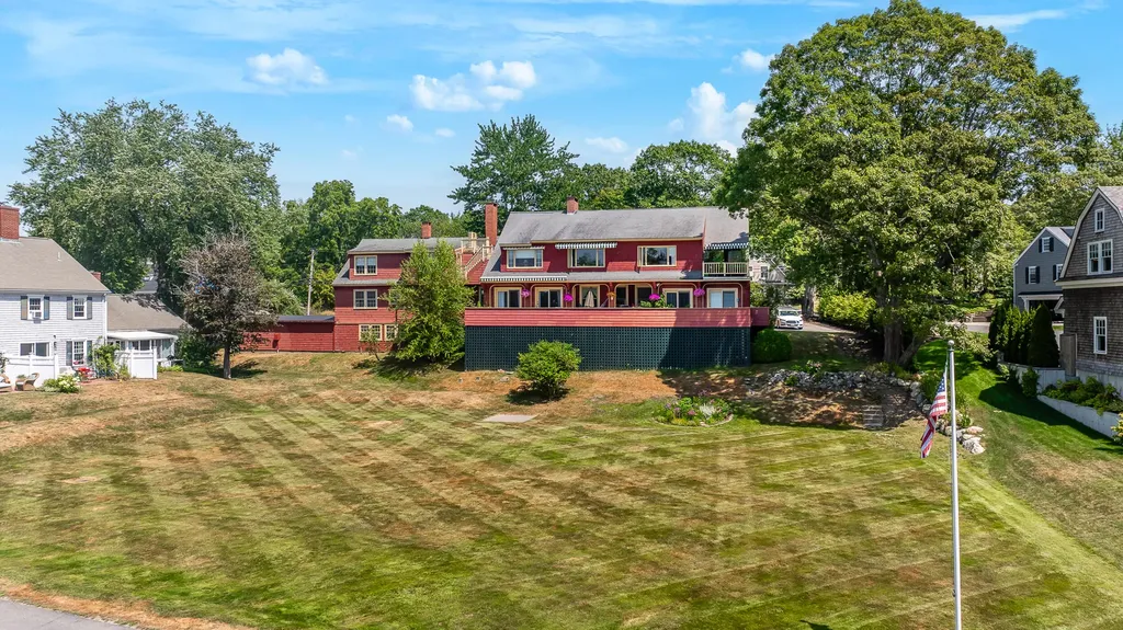 47 Maine Street Kennebunkport ME 04046