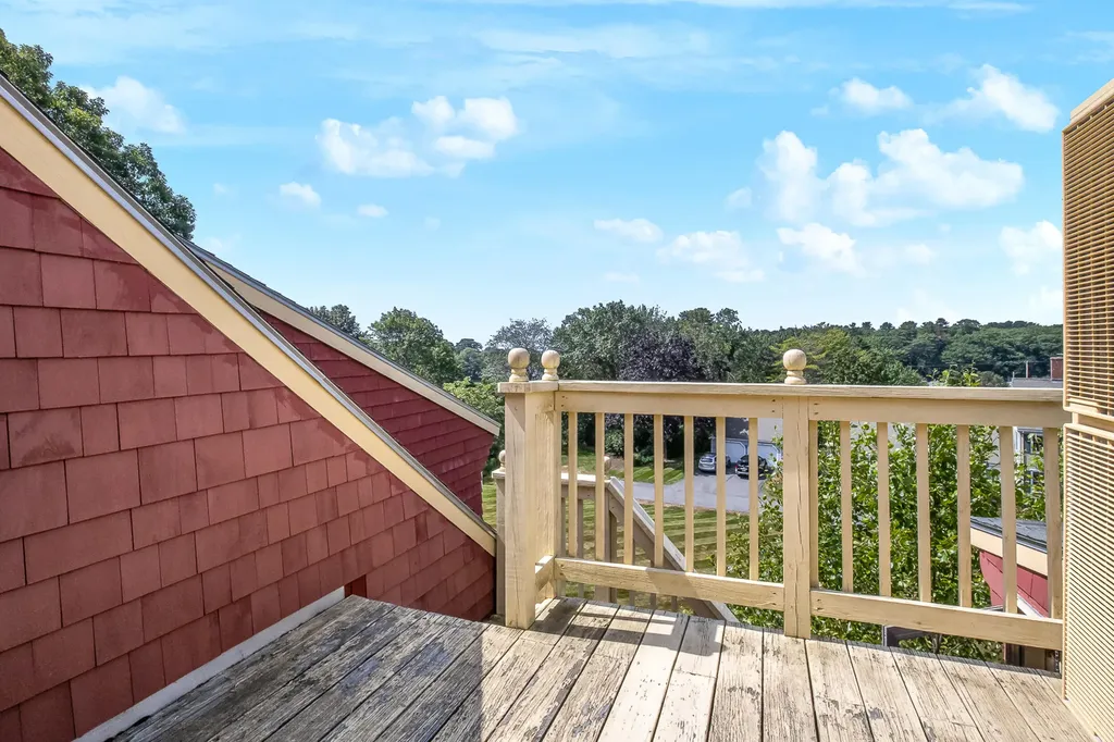 47 Maine Street Kennebunkport ME 04046