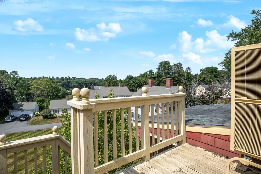 47 Maine Street Kennebunkport ME 04046