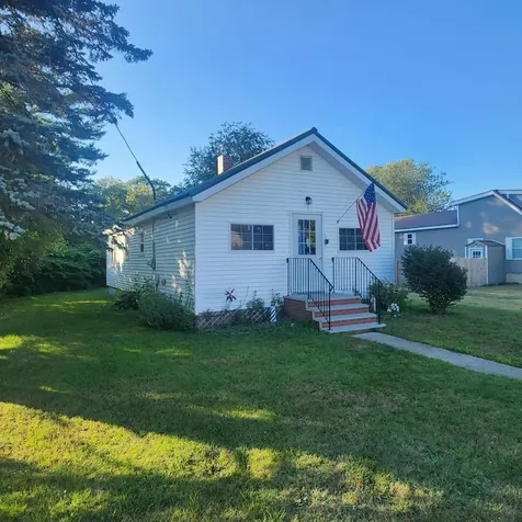 17 Willow Street Howland ME 04448