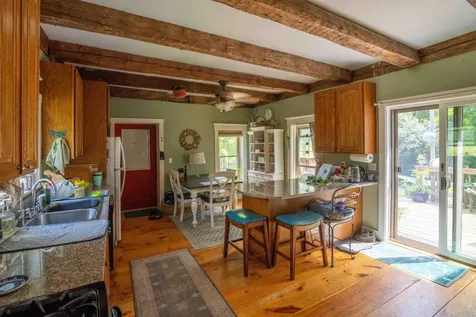337 Hatch Road Jackson ME 04921