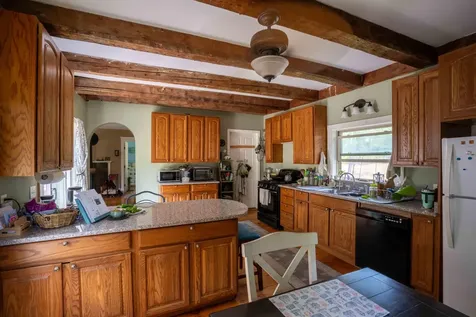 337 Hatch Road Jackson ME 04921