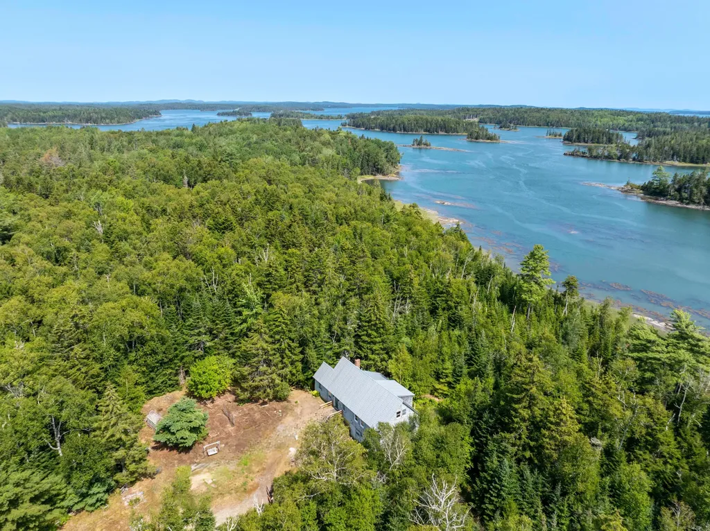 155 Coffins Neck Road Lubec ME 04652