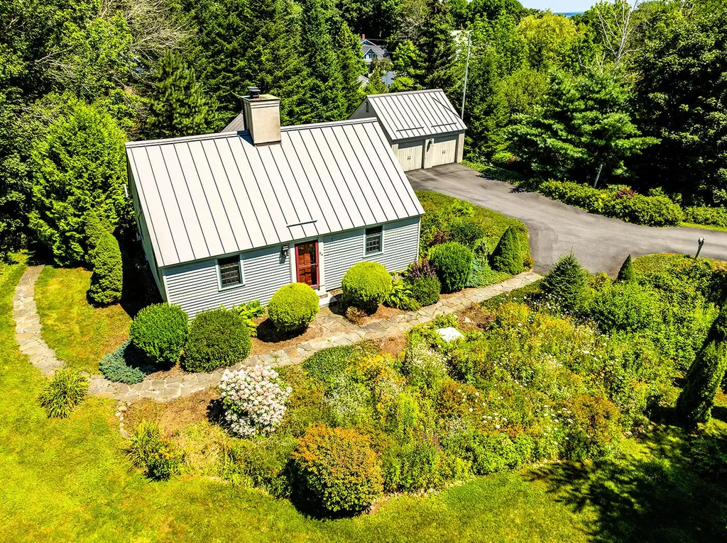 34 Curtis Avenue Camden ME 04843