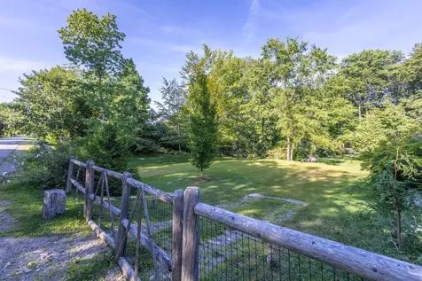 11 Spruce Street Rockport ME 04856
