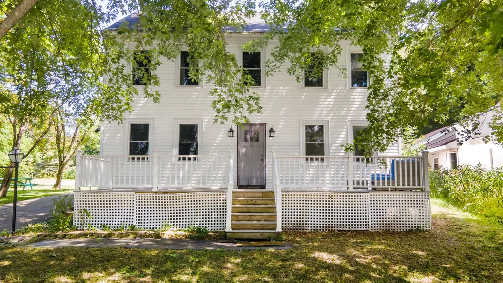 23 Monument Drive Eddington ME 04428