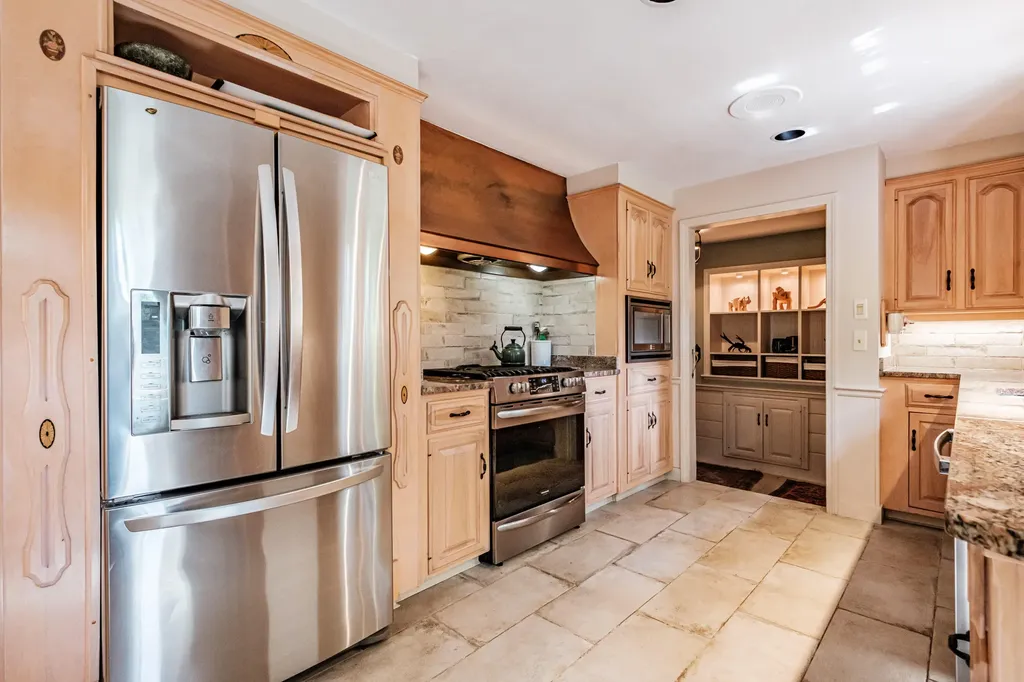 13 Glenhaven Circle W Saco ME 04072