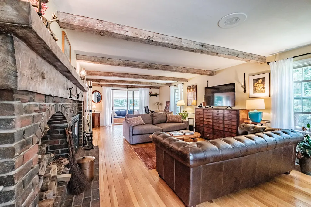 13 Glenhaven Circle W Saco ME 04072