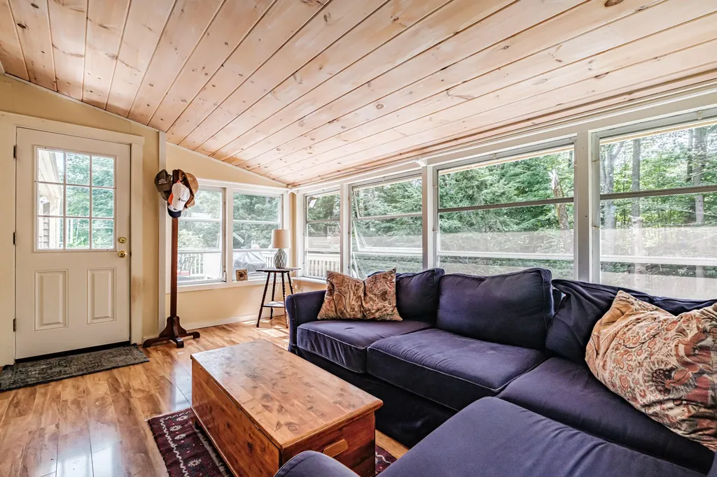 13 Glenhaven Circle W Saco ME 04072