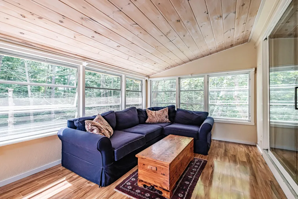 13 Glenhaven Circle W Saco ME 04072