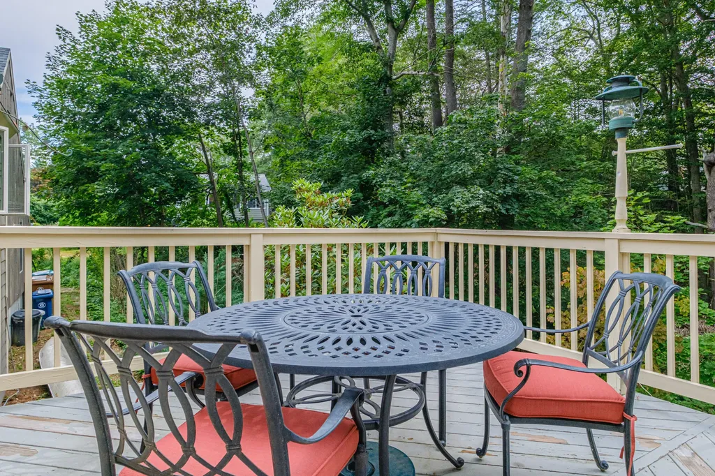 13 Glenhaven Circle W Saco ME 04072