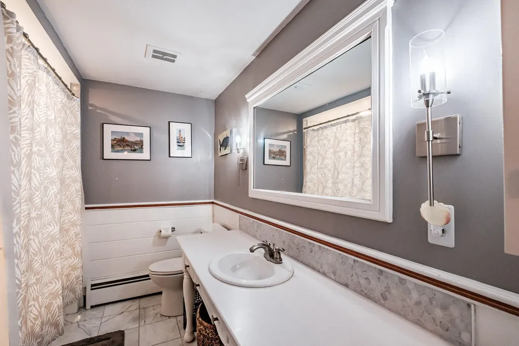 13 Glenhaven Circle W Saco ME 04072