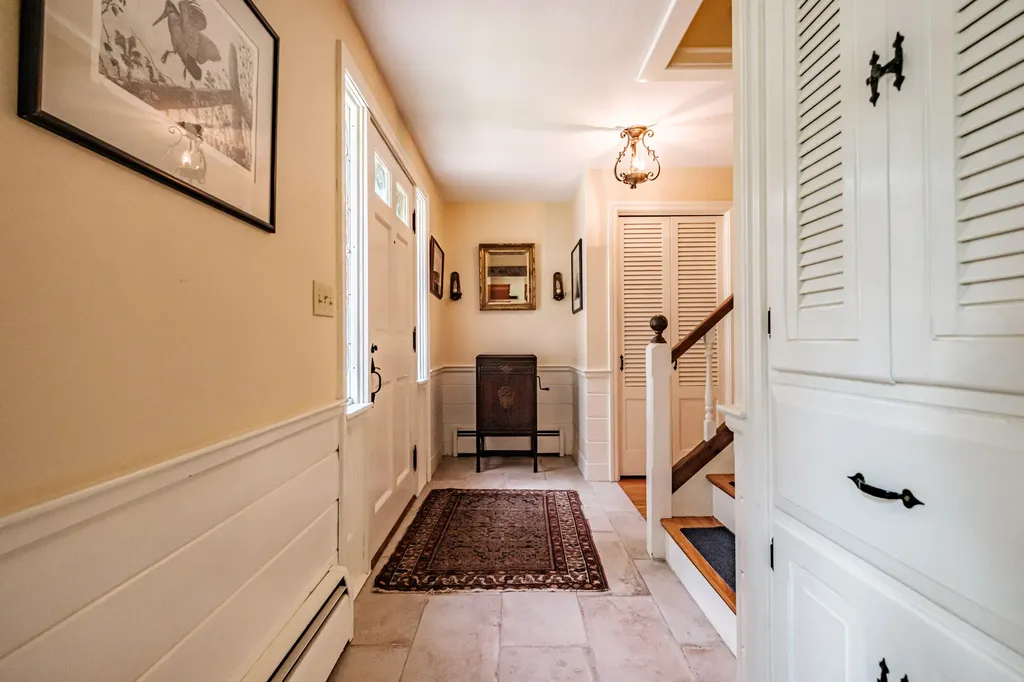 13 Glenhaven Circle W Saco ME 04072