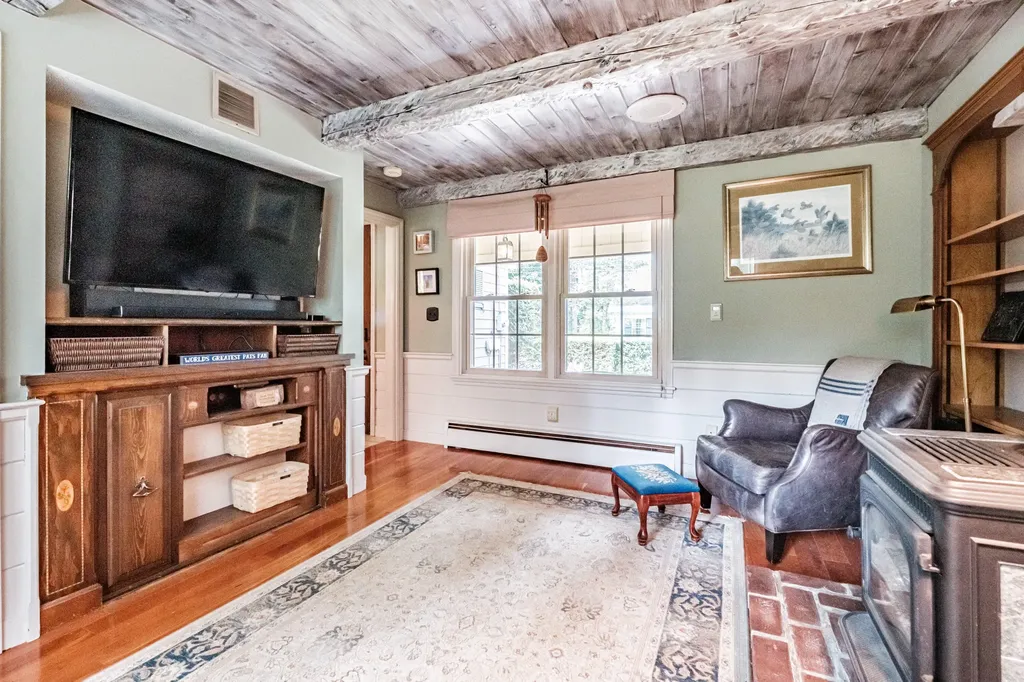 13 Glenhaven Circle W Saco ME 04072