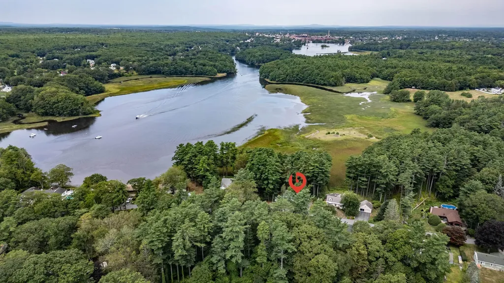13 Glenhaven Circle W Saco ME 04072