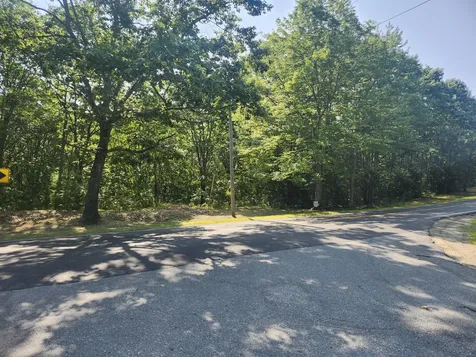 055 Wiscasset Road Whitefield ME 04353