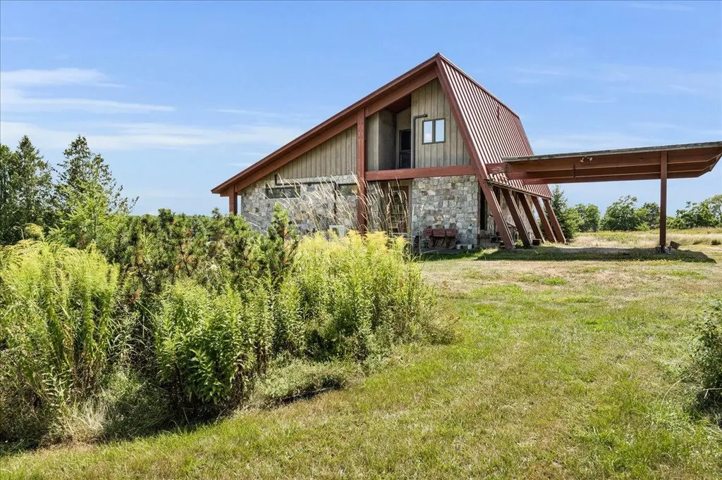 127 Johnson Point Road Penobscot ME 04476