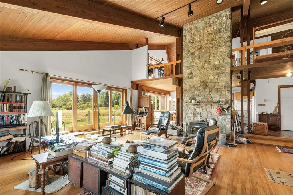 127 Johnson Point Road Penobscot ME 04476