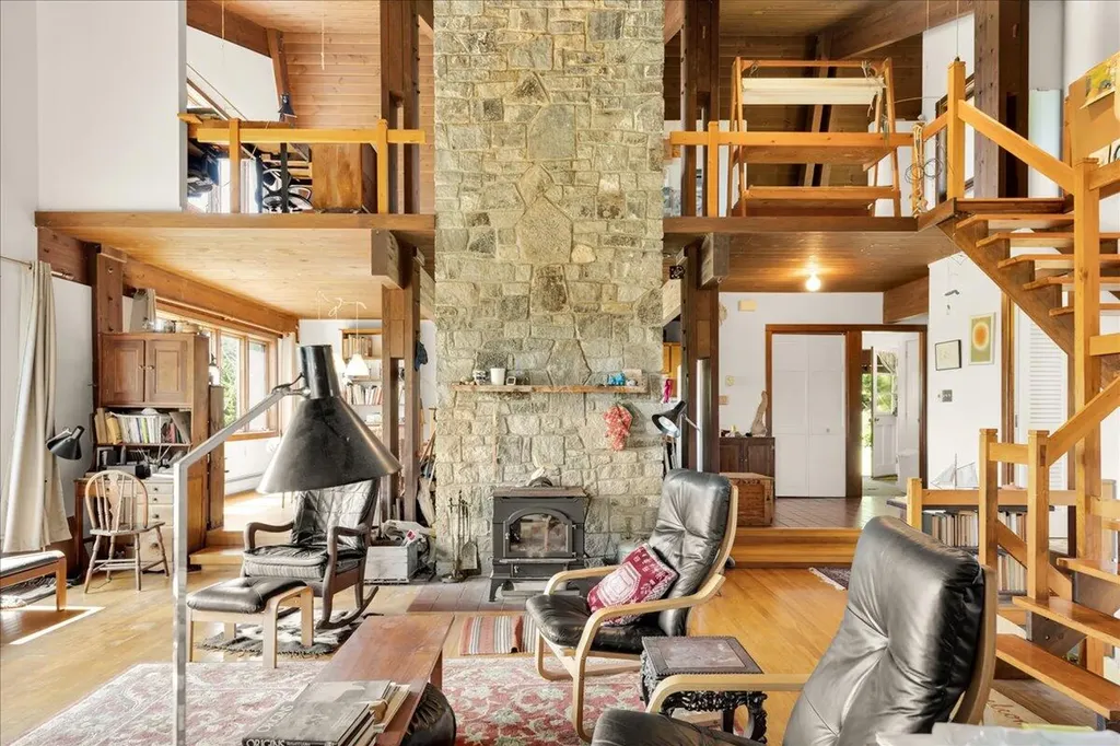 127 Johnson Point Road Penobscot ME 04476