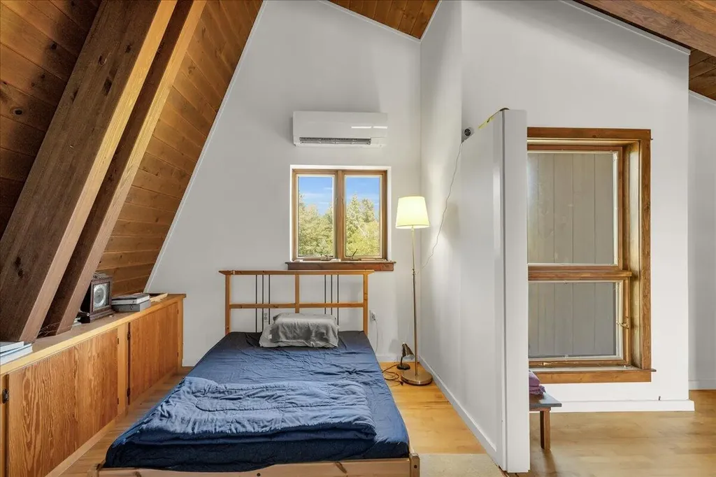 127 Johnson Point Road Penobscot ME 04476