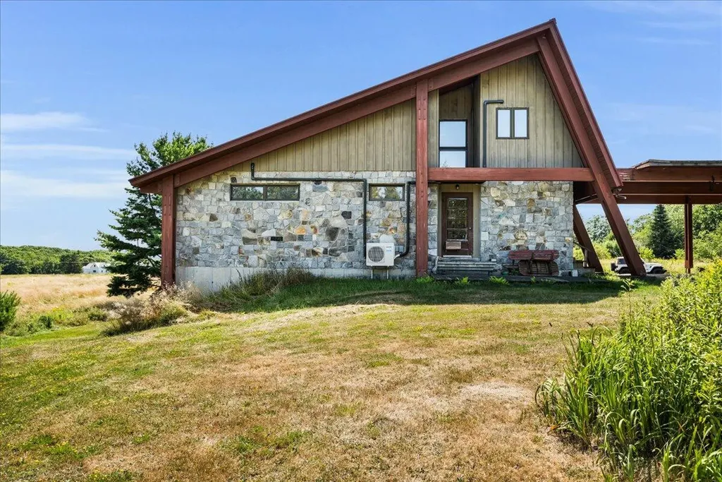 127 Johnson Point Road Penobscot ME 04476