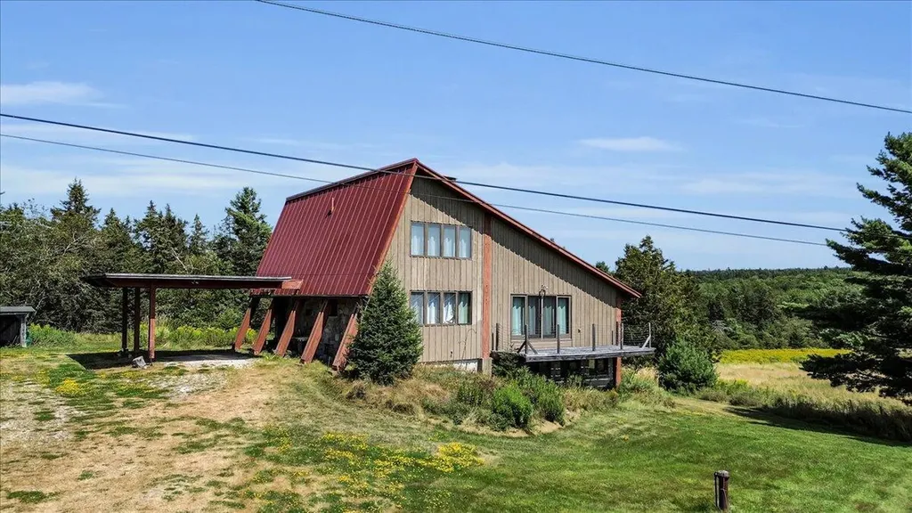 127 Johnson Point Road Penobscot ME 04476