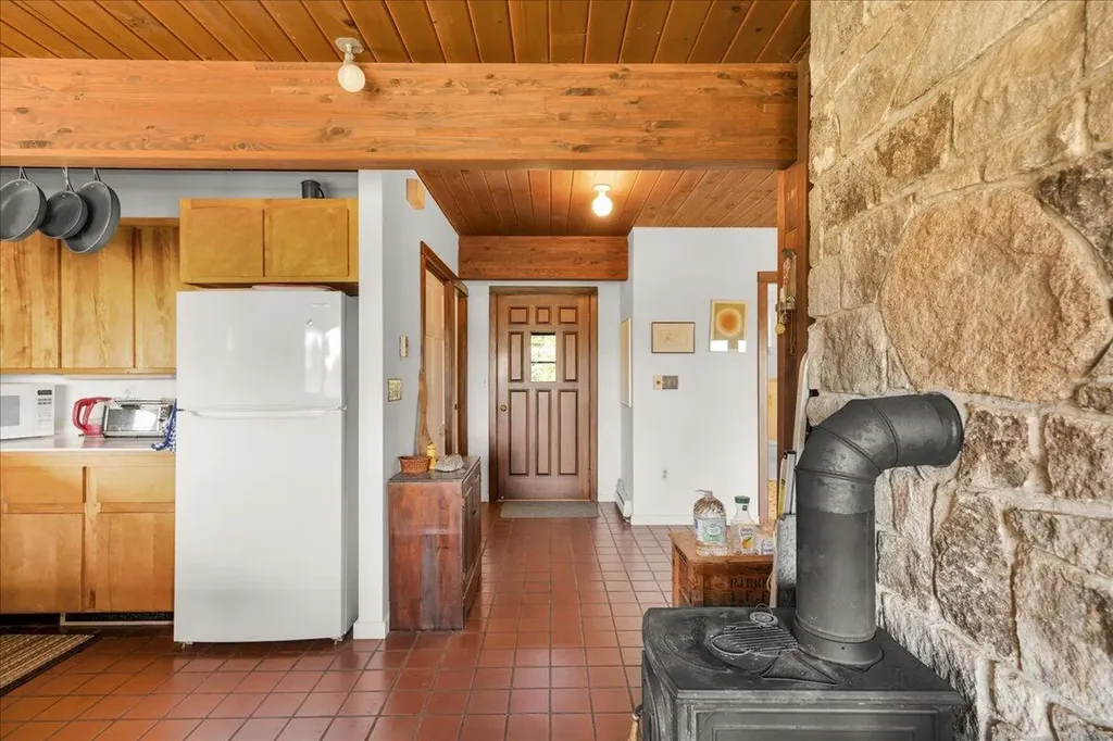 127 Johnson Point Road Penobscot ME 04476