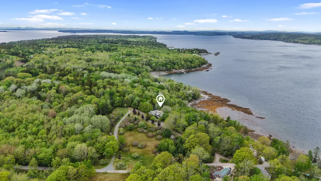 36 Wiegand Place Deer Isle ME 04650