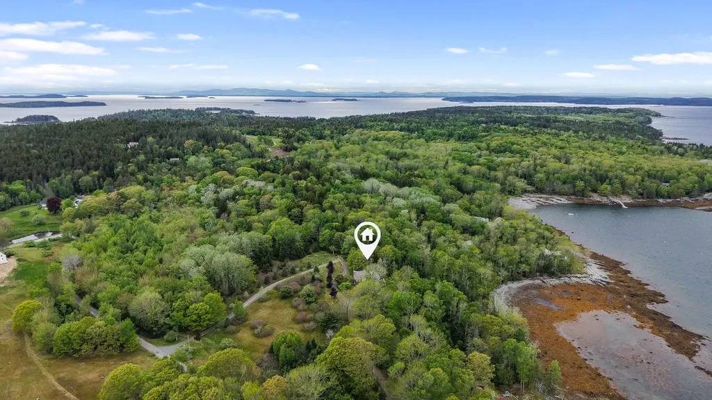 36 Wiegand Place Deer Isle ME 04650