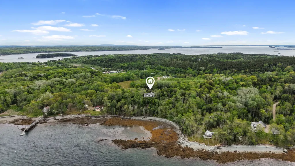 36 Wiegand Place Deer Isle ME 04650