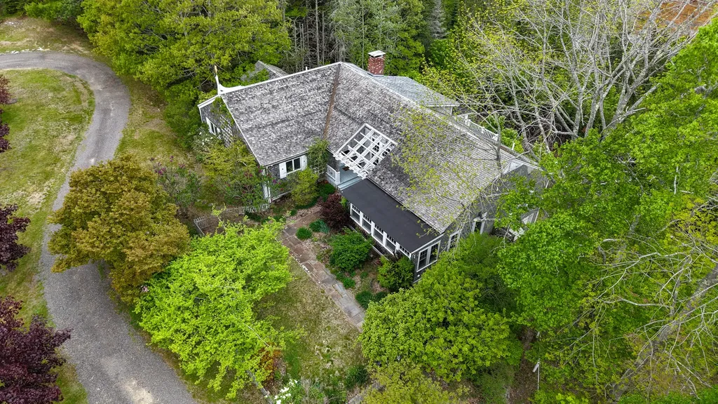 36 Wiegand Place Deer Isle ME 04650