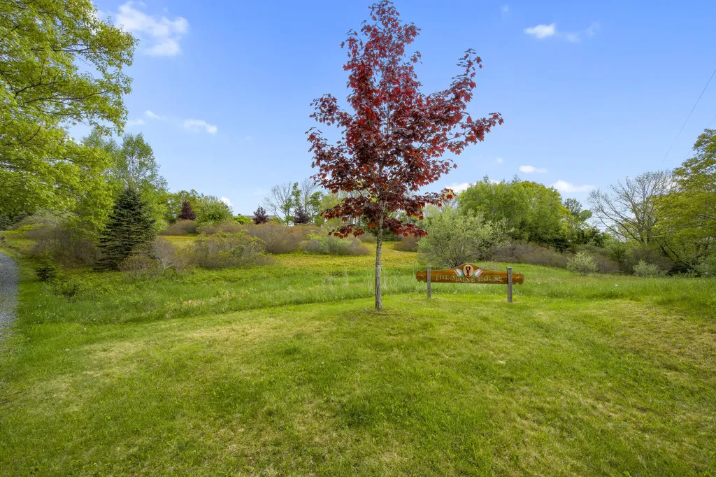 36 Wiegand Place Deer Isle ME 04650