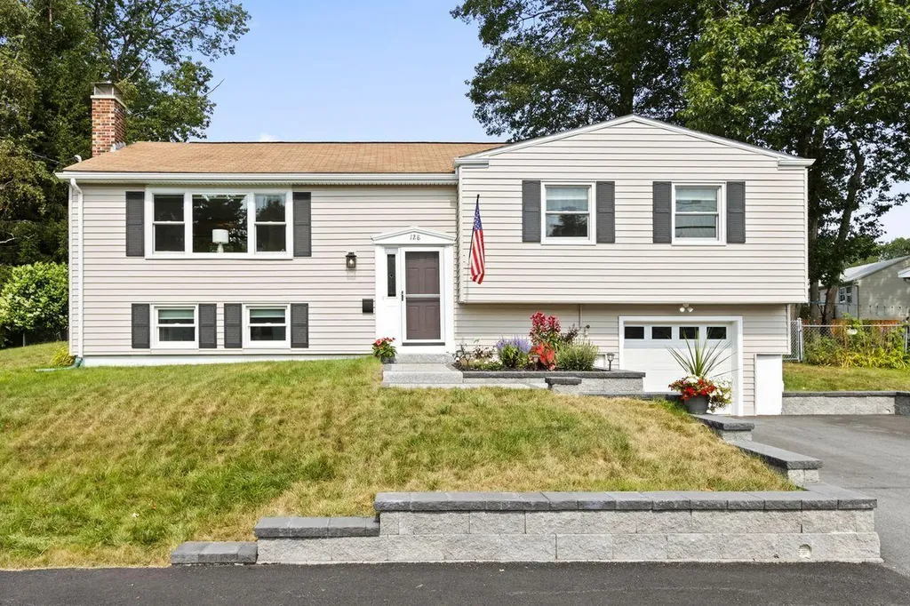 128 Dennett Street Portland ME 04102
