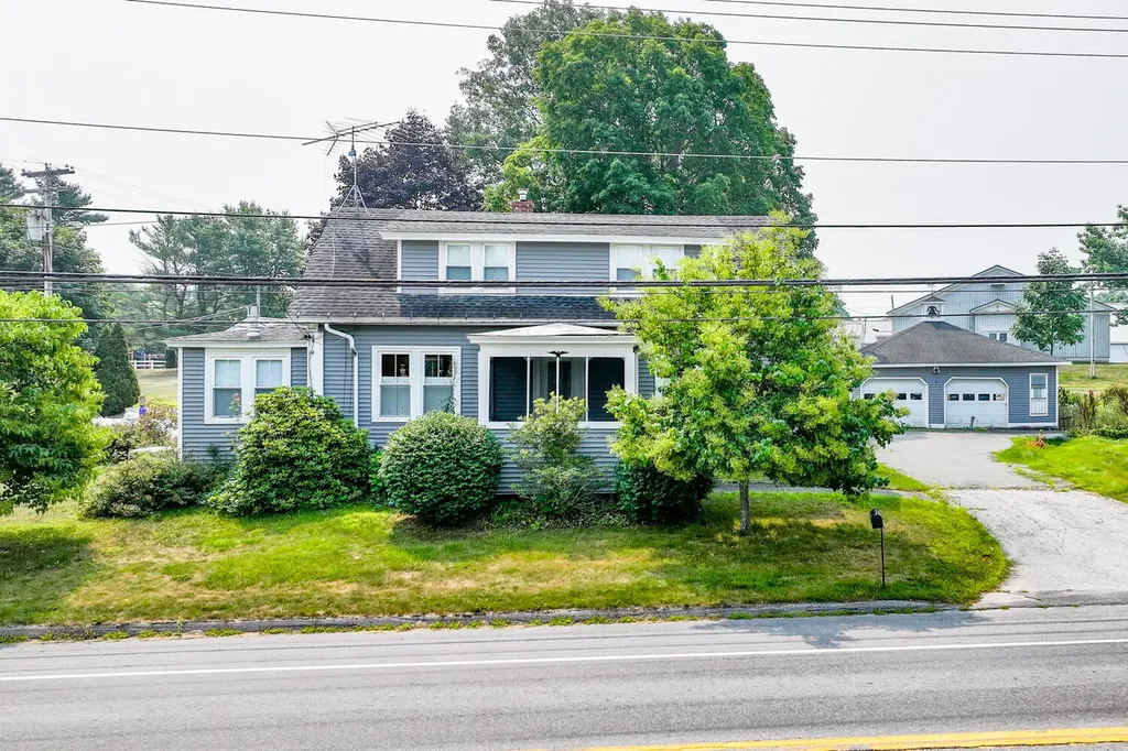 17 Main Street Albion ME 04910