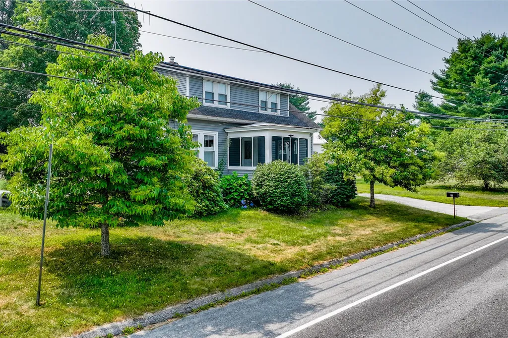 17 Main Street Albion ME 04910