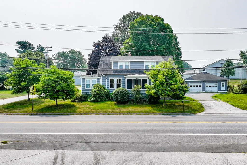 17 Main Street Albion ME 04910
