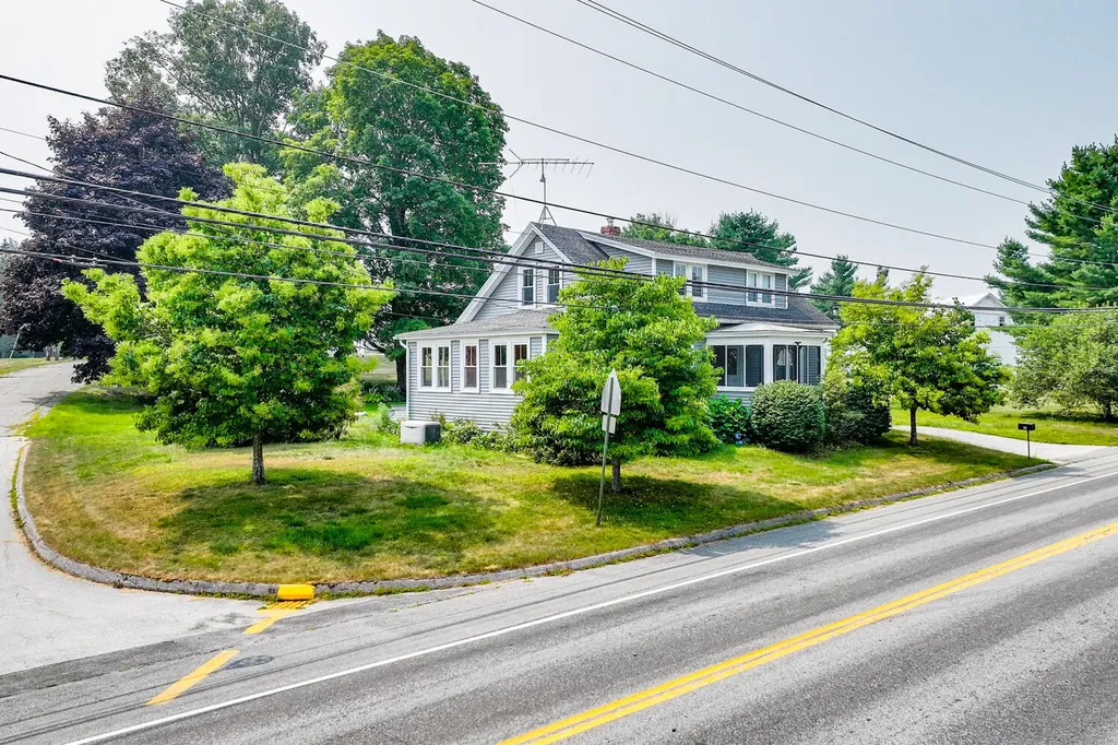 17 Main Street Albion ME 04910