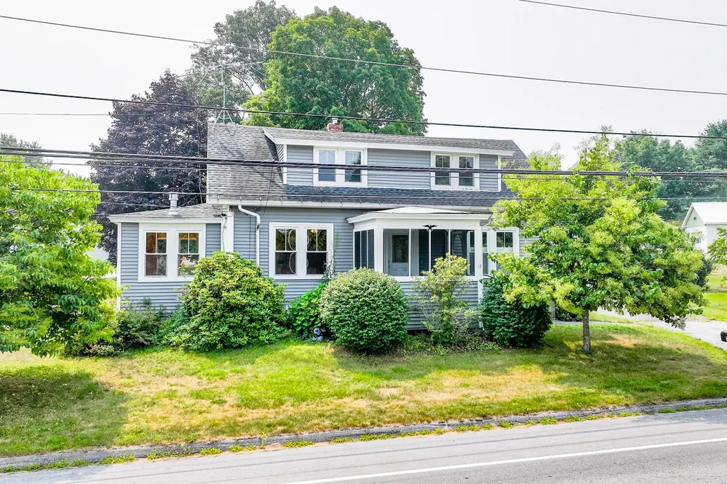 17 Main Street Albion ME 04910