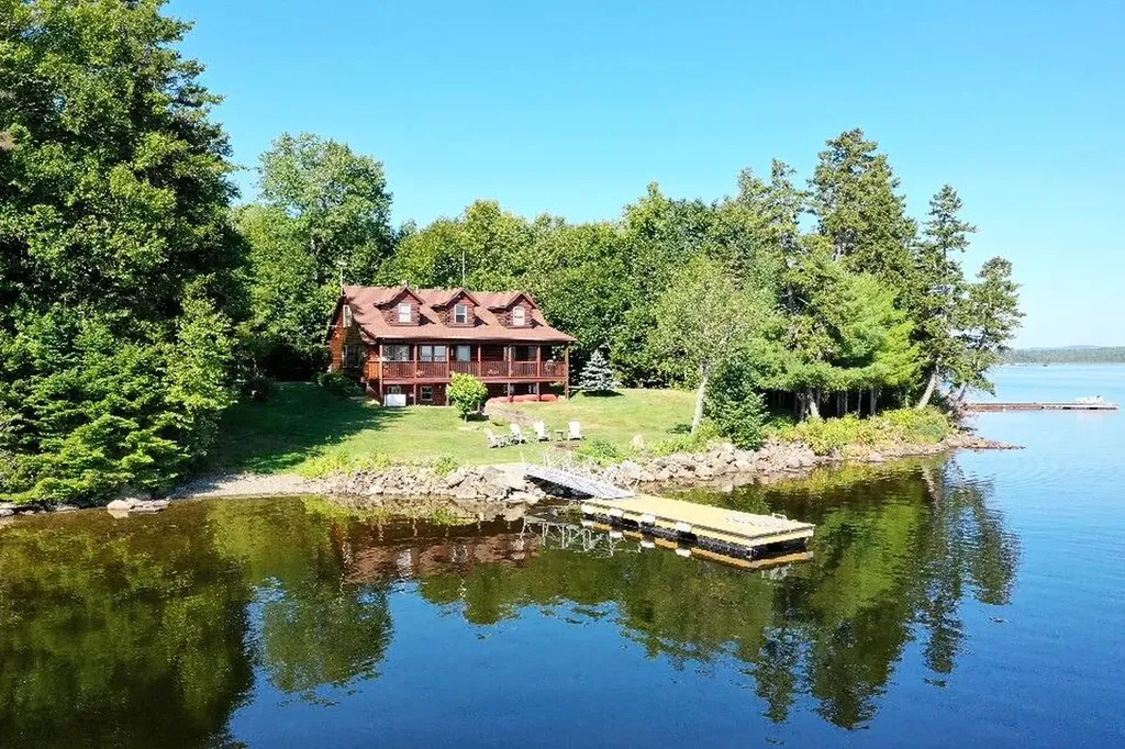 9 Brown Road Tomhegan Twp ME 04478