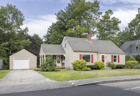 12 Gray Road Gorham ME 04038