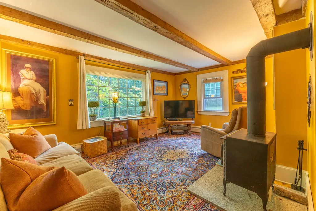 133 N Sedgwick Road Sedgwick ME 04676