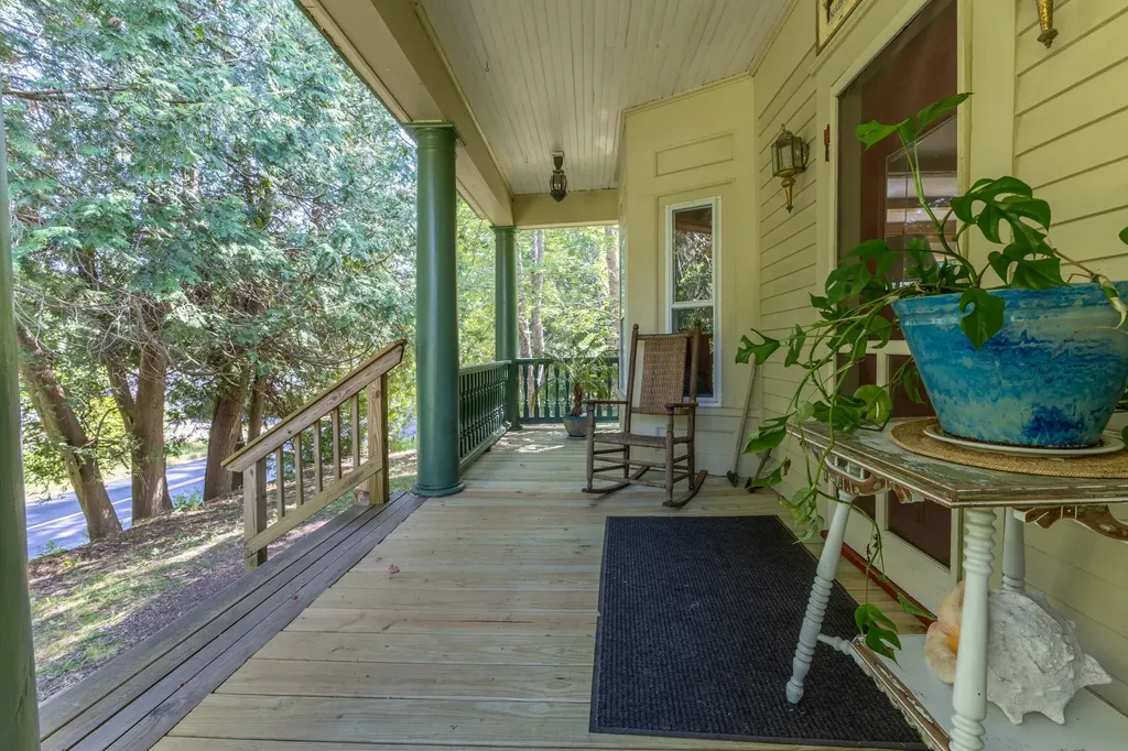 133 N Sedgwick Road Sedgwick ME 04676