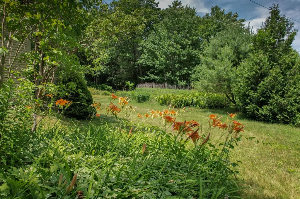 133 N Sedgwick Road Sedgwick ME 04676