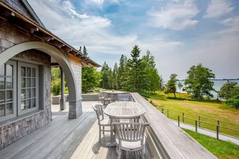 14 Kingsbury Point Vinalhaven ME 04863