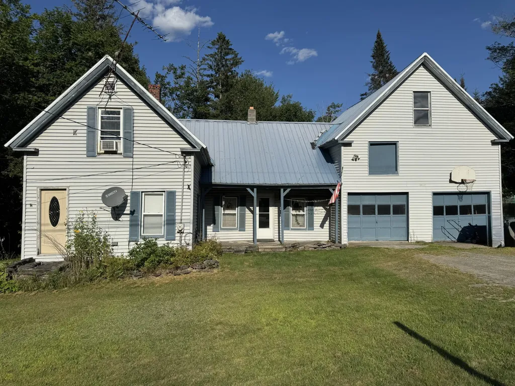 121 Main Road Abbot ME 04406