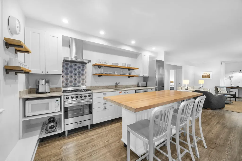 38 Main St - Seal Harbor Street Mount Desert ME 04675