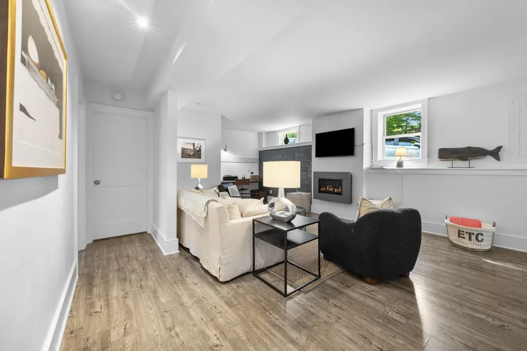 38 Main St - Seal Harbor Street Mount Desert ME 04675